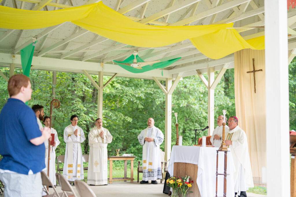 Bishop Bonnar celebrates Mass at World Youth Day
