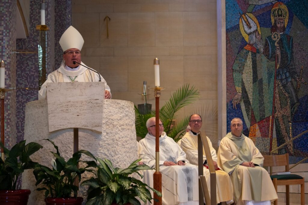 Bishop Bonnar delivers a homily. Photo by Courtney Poullas
