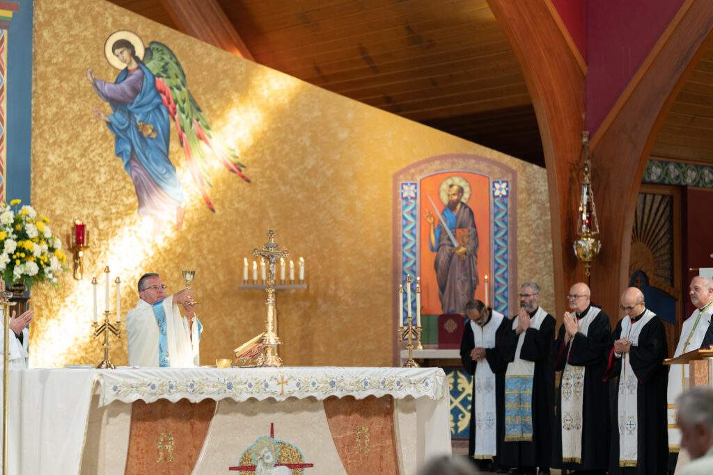 Bishop celebrates Mass with Maronite priests at assumption pilgrimage in North Jackson