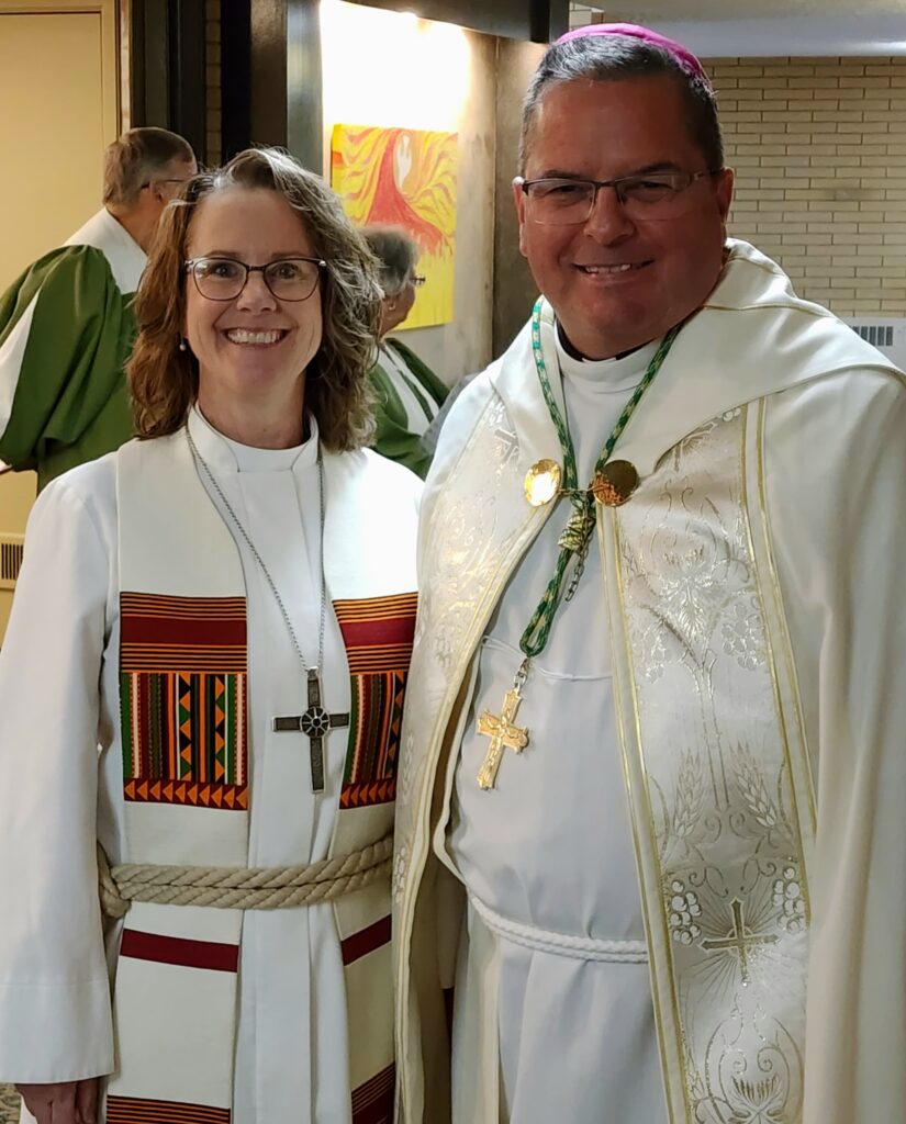 Bishop David Bonnar and Bishop Laura Barbins. Photo by Justin Huyck.