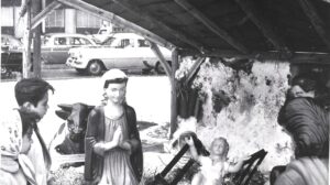 Catholic School kids look at the nativity downtown in 1960.