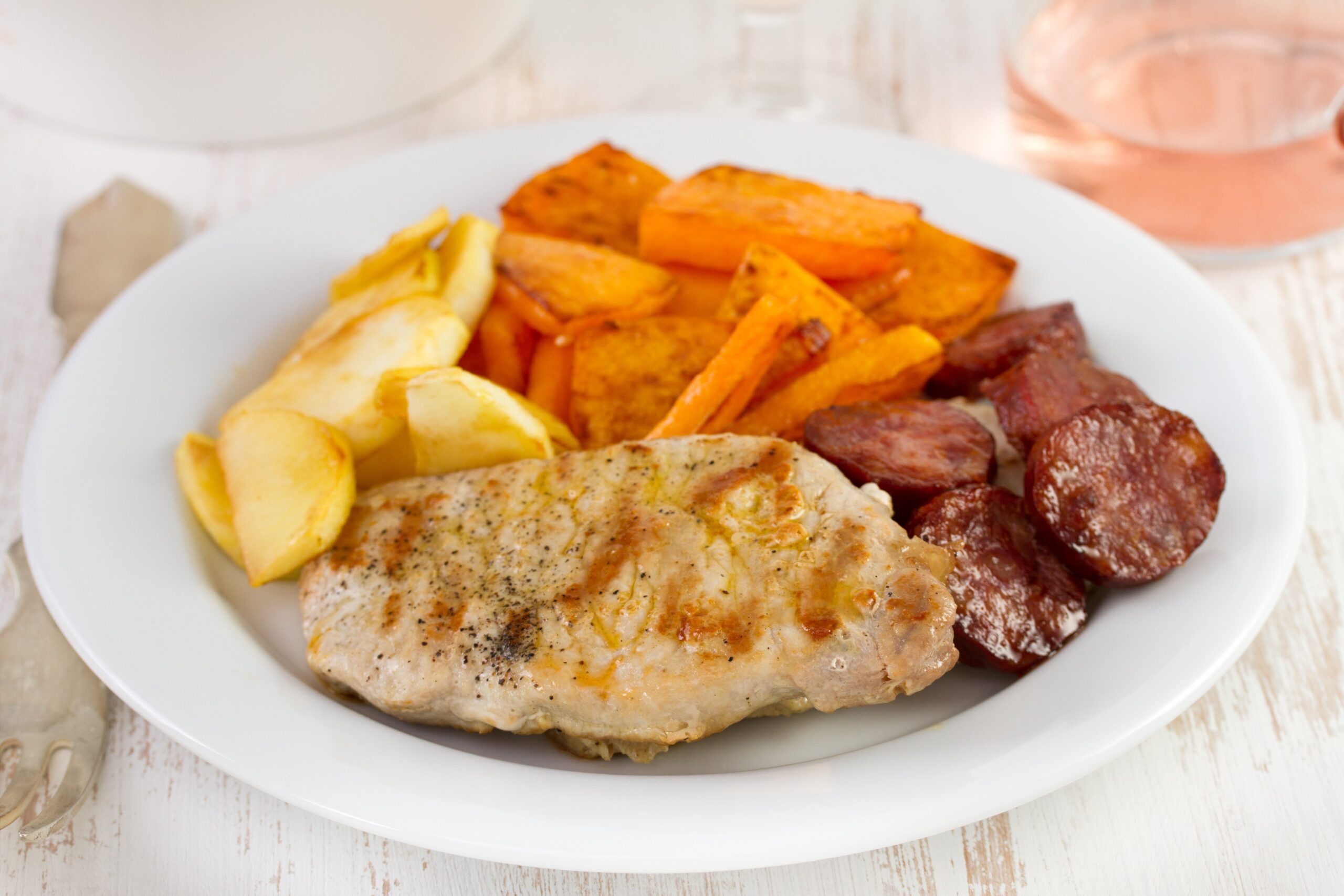 image of chicken, carrots and potatoes