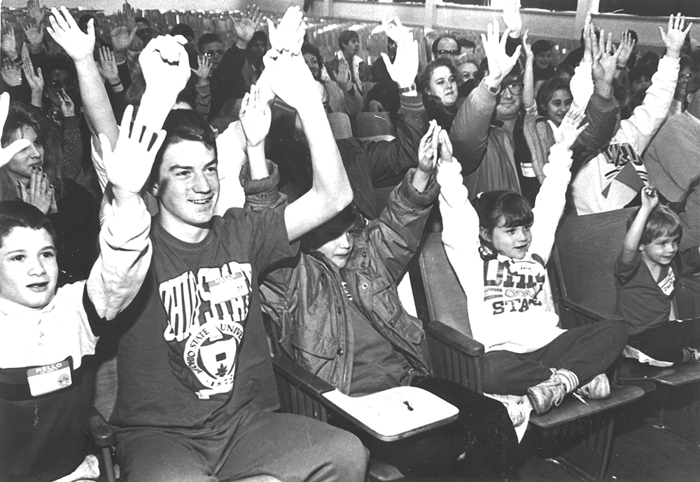 A photo from the 1989 Family Time Convocations diocesan event that was held at Cardinal Mooney High School, Youngstown (Mahoning County).